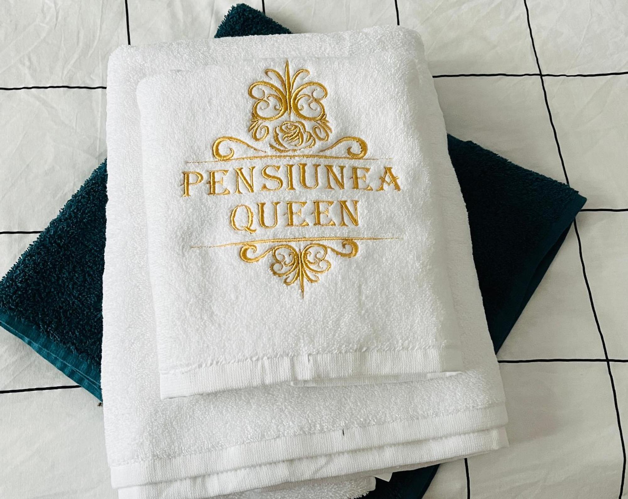 Pensiunea Queen Remetea Mare Exterior photo